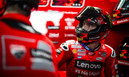 Bagnaia non si arrende: “Marquez in fuga, devo cambiare passo”
