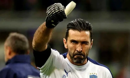 Buffon esalta Conte: “Napoli da scudetto grazie a lui”