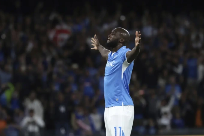 Lukaku rigenerato dal Belgio: Conte lo abbraccia per il rush finale