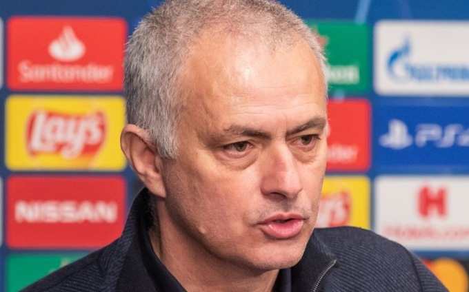 Mourinho-Galatasaray finisce in tribunale: l’allenatore chiede i danni morali