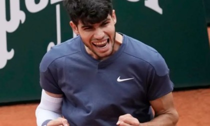 Alcaraz vince ancora: battuto Djere, è ai quarti a Barcellona