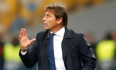 Conte è nella storia: scudetto a Napoli e record in Italia