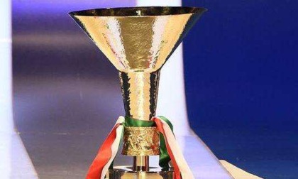 L’Inter frena contro la Lazio, il Napoli pareggia a Parma e resta a +1