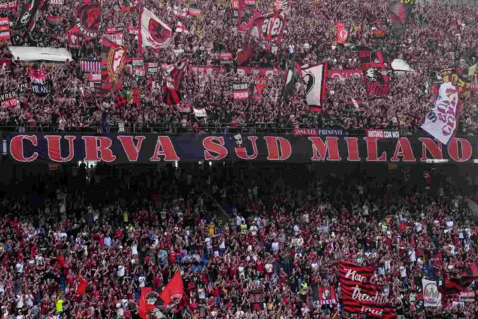 Milan, la Curva Sud contesta: ecco cosa farà sabato