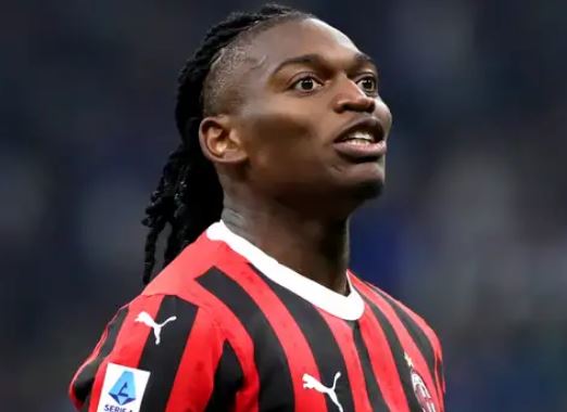 Rafael Leao: gol e infortunio al polpaccio destro. Ansia Milan in vista dell’avvio di Serie A