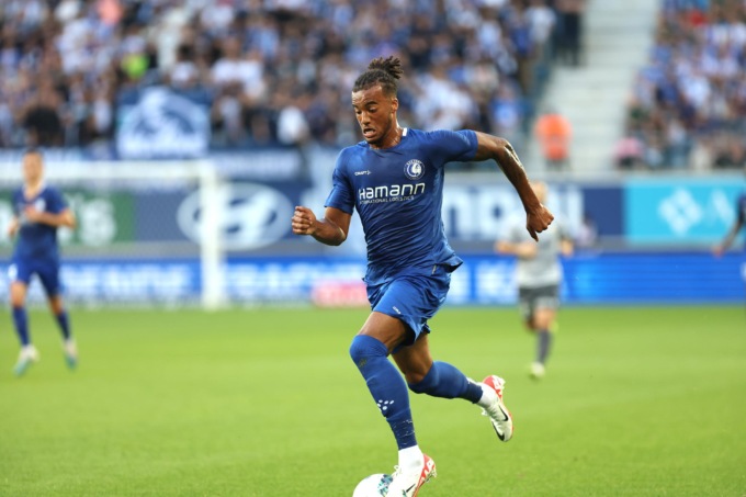 Il dopo-Theo è Brown, ma occhio al Fenerbahce di Mourinho