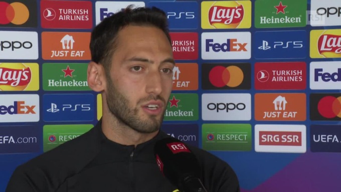 Calhanoglu contro Lautaro: “I veri leader non attaccano i compagni”