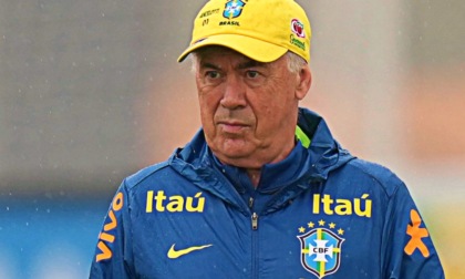 Ancelotti su Donnarumma: «Meglio un portiere bravo con le mani”