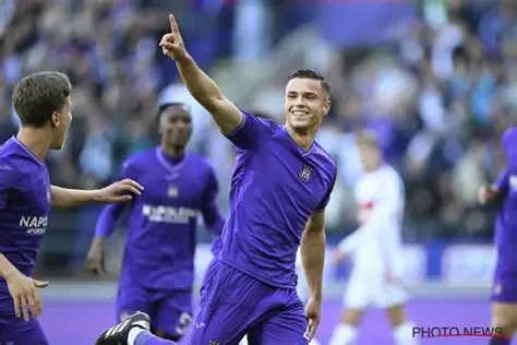 Lazio, caccia al difensore centrale: piace l’ex Milan Simic
