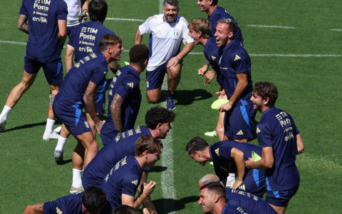 Verso Italia-Estonia: Gattuso prova il 4-3-3 con Kean titolare