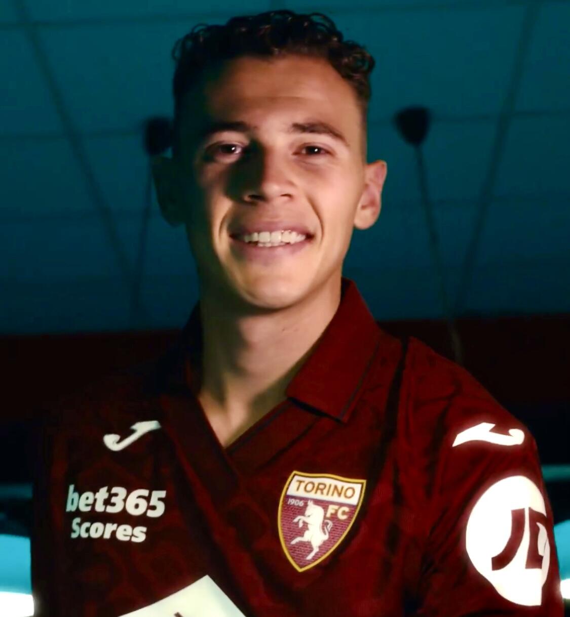 Torino, Asllani al veleno: “Lasciare l’Inter un bene per tutti”