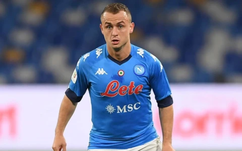 Napoli, gli esiti degli esami per Politano e Lobotka: lo slovacco salta l’Inter