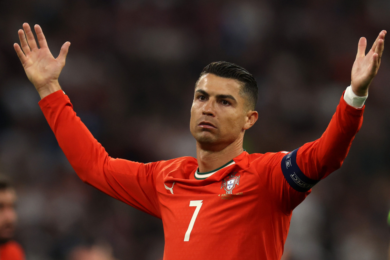 Lesione muscolare per Ronaldo: anche il Portogallo preoccupato