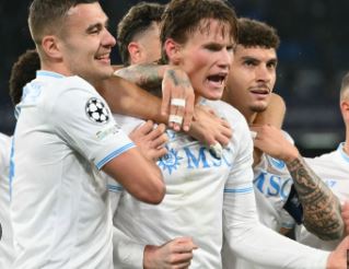 Napoli, McTominay: “Devo gestire un problema al tendine”