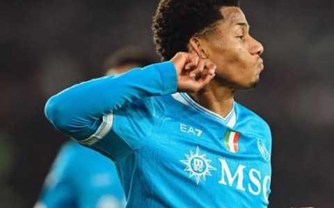 Neres show: la doppietta in Supercoppa la consacrazione definitiva