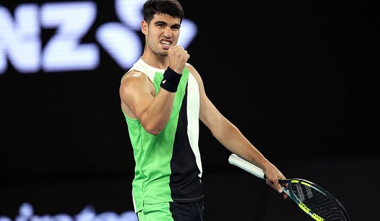 Alcaraz infinito: batte Zverev dopo oltre cinque ore e va in finale