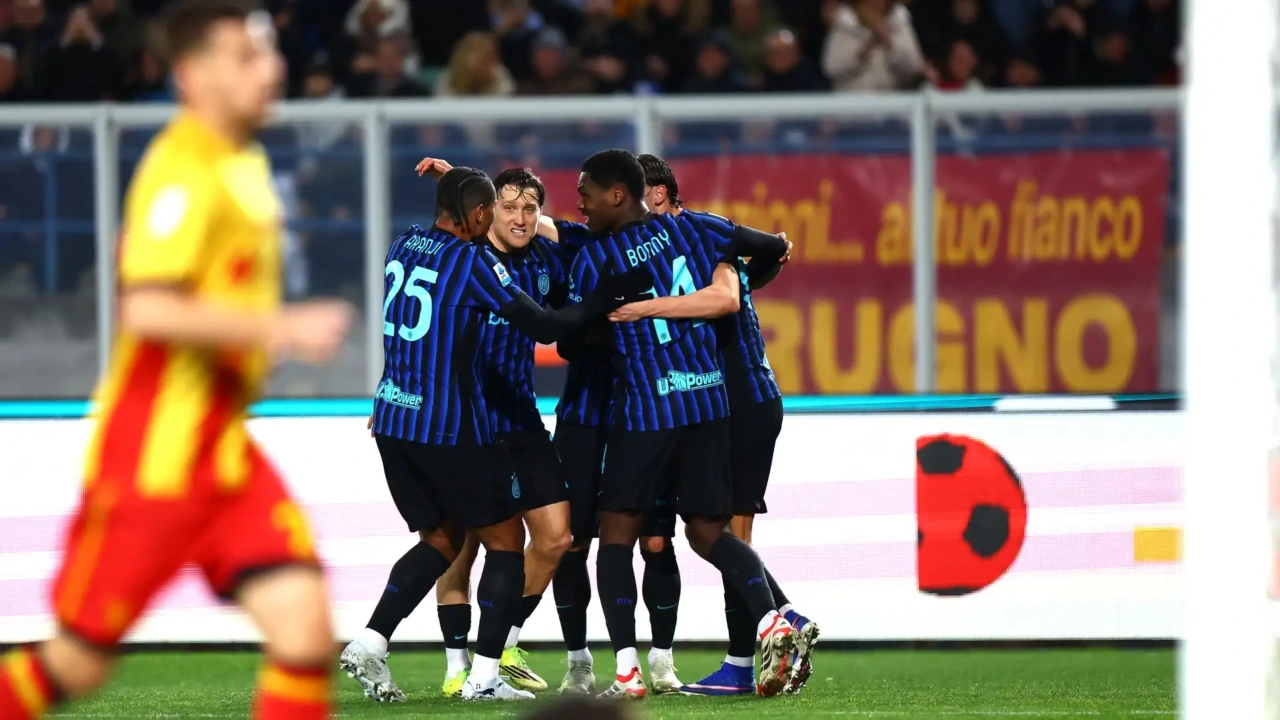 L’Inter espugna Lecce e allunga a +10 sul Milan