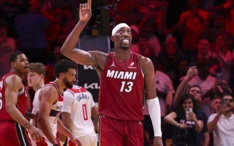 NBA: Adebayo segna 83 punti e supera Kobe Bryant