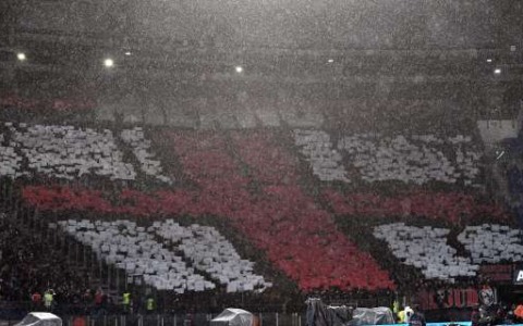 Milan, invasione rossonera all’Olimpico: in 10 mila contro la Lazio