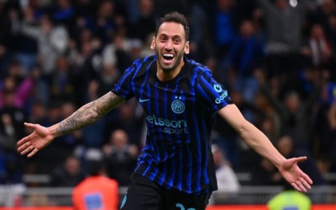 L’Inter ribalta il Como e va in finale di Coppa Italia