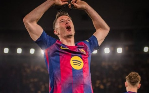 Juventus, si accende la pista Lewandowski: contatti con Zahavi