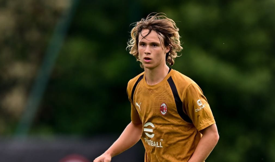 Milan, la sfida di Comotto: convincere Amorim a restare