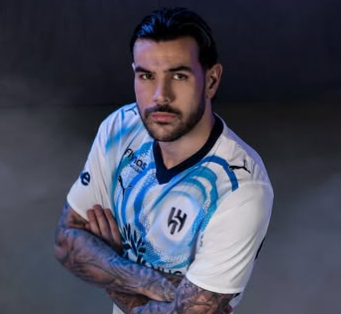 Theo Hernandez, nostalgia dell’Italia: si è proposto a due big