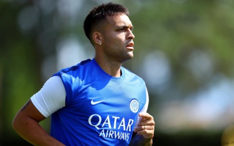 Il Barcellona vuole Lautaro, l’Inter fa muro