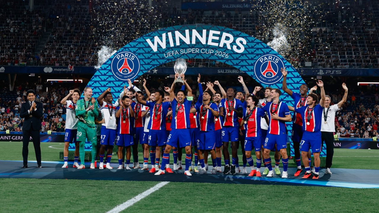 Il Psg non finisce mai: Kvaratskhelia e Doué stendono l’Aston Villa