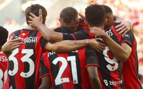 Il Milan ribalta lo United con un 4-2 che fa sorridere Amorim 