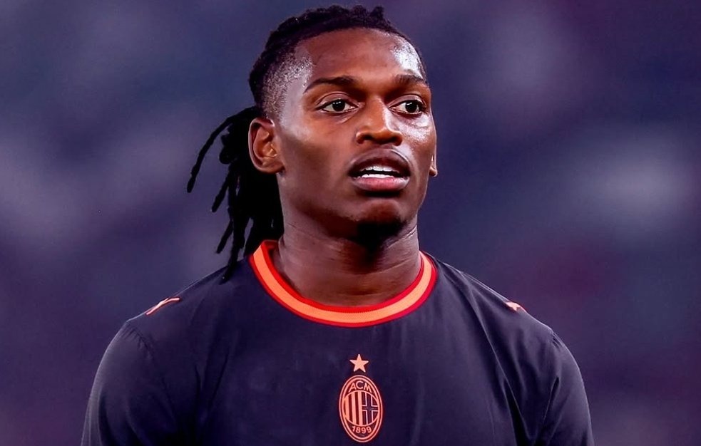 Milan, Leao alla Roma affare da ultimo giorno di mercato: il punto