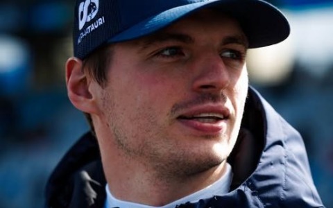 Verstappen rinnova con la Red Bull fino al 2030