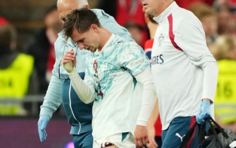 Juventus, paura per Conceiçao: botta alla coscia, oggi gli esami