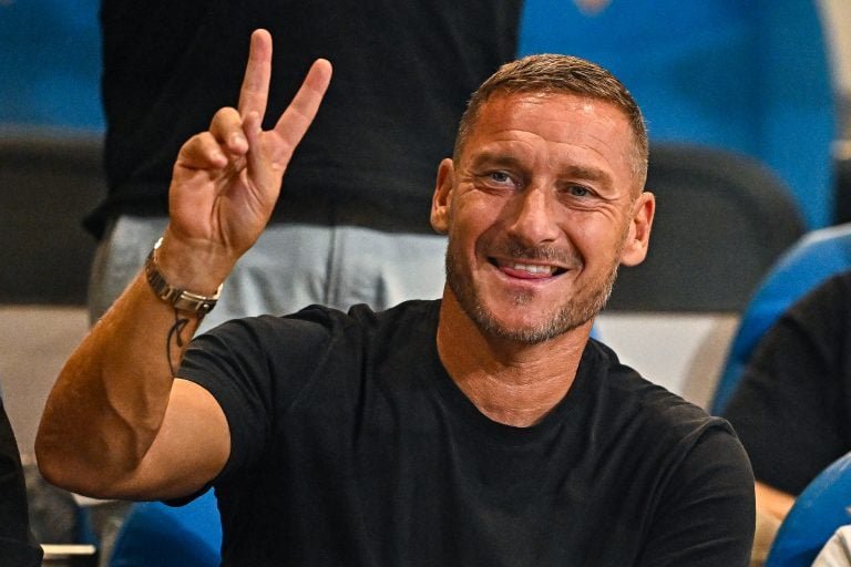 Totti: “I tempi per un ritorno alla Roma non sono maturi”